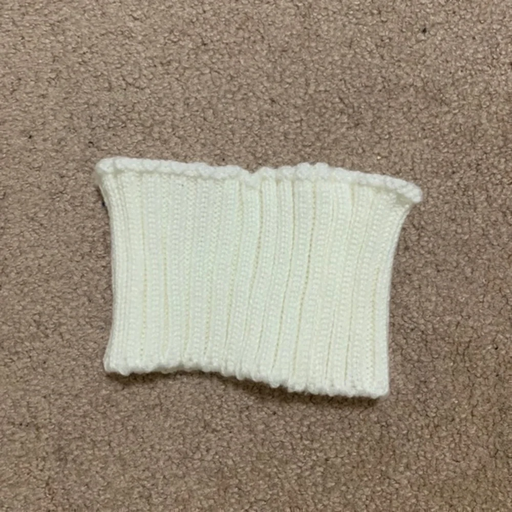 Knit open Cream Head‎ wear for cold weather